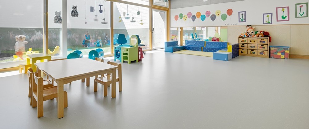 幼兒園橡膠地板
